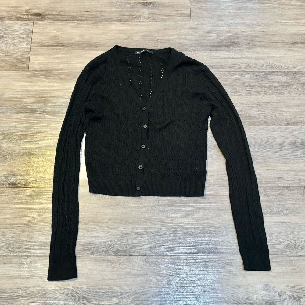 Brandy Melville black v neck pointelle button crop cardigan sweater Sz small - Picture 7 of 10